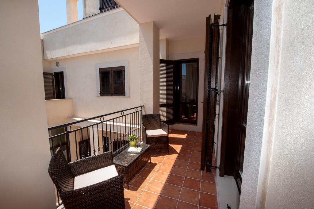 Le Dimore Del Re Trani Habitación foto