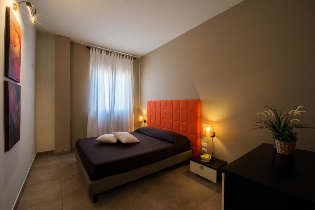 Le Dimore Del Re Trani Habitación foto